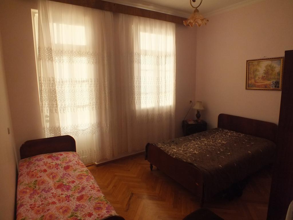 Guest House Lazuri Sarpi Exteriér fotografie
